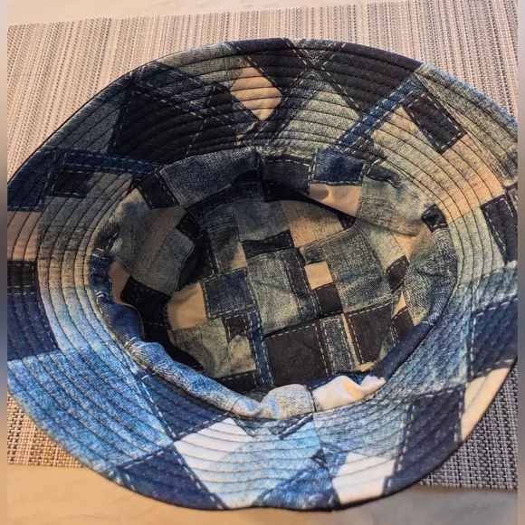 REVERSIBLE Patchwork Bucket Hat New - Picture 3 of 4